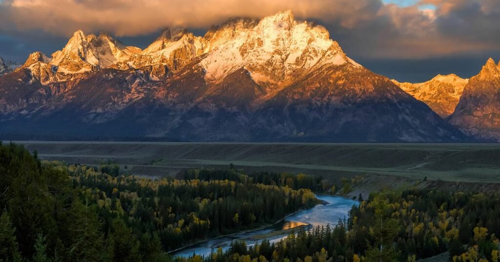 late summer activities, end of summer adventures, August outdoor ideas, family-friendly outdoor plans, tick prevention tips, natural tick repellent spray