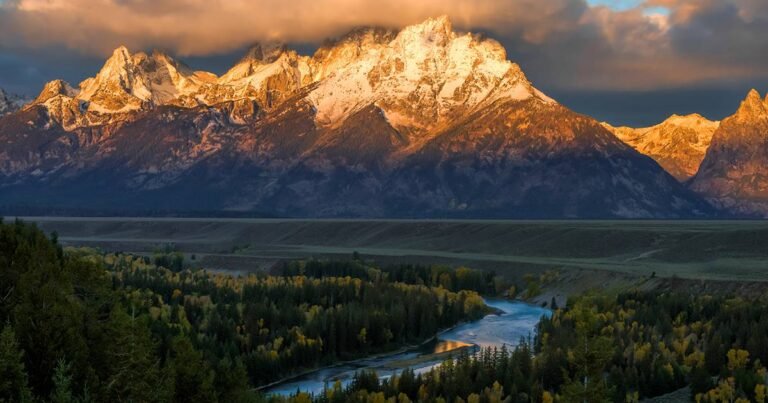 late summer activities, end of summer adventures, August outdoor ideas, family-friendly outdoor plans, tick prevention tips, natural tick repellent spray